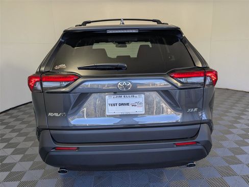 New 2025 Toyota RAV4 XLE image 6