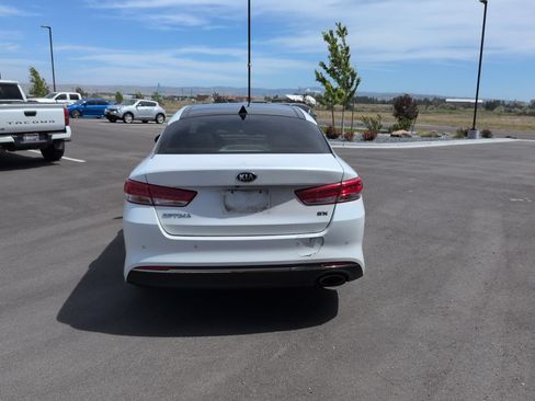 Used 2016 Kia Optima EX w/ Premium Package FWD image 6