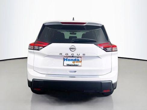 Used 2026 Nissan Rogue SV FWD image 22