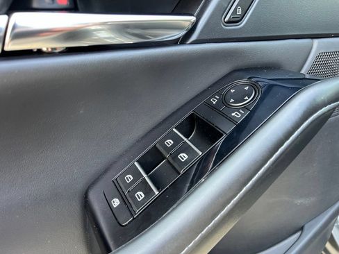 Used 2024 MAZDA CX-30 AWD 2.5 S w/ Preferred Package image 16