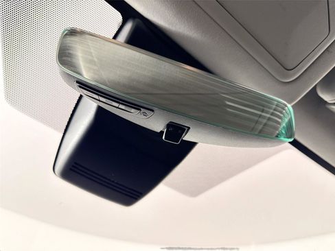 Certified 2023 Toyota RAV4 AWD Hybrid image 22