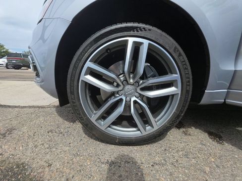 Used 2016 Audi SQ5 Premium Plus w/ Technology Package AWD/4WD image 27