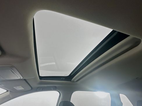 Used 2025 Honda CR-V EX image 26