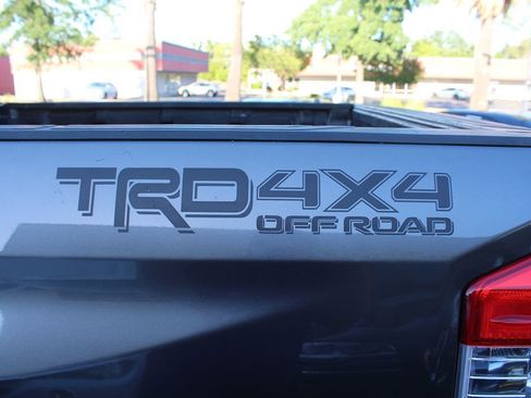 Used 2014 Toyota Tundra Platinum AWD/4WD image 16