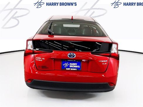 Used 2019 Toyota Prius XLE image 25