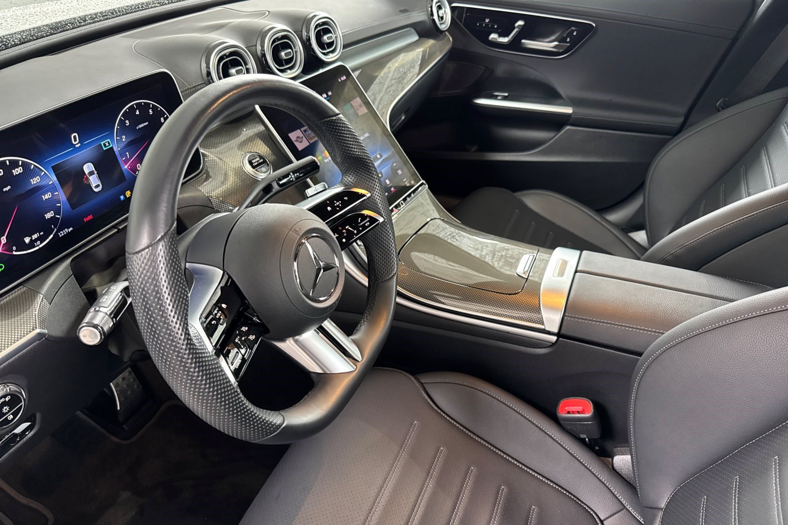 Used 2022 Mercedes-Benz C 300 Sedan image 11