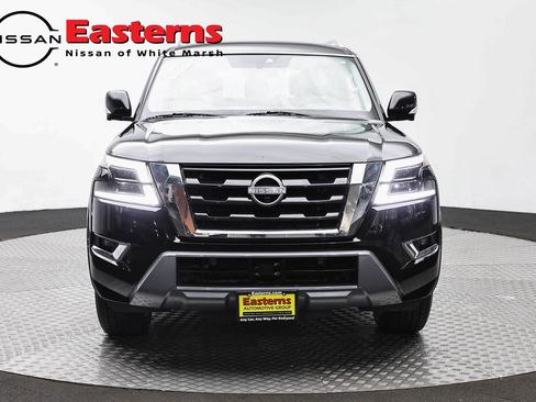 Used 2024 Nissan Armada SL AWD/4WD image 2