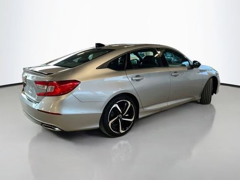Used 2021 Honda Accord Sport image 8