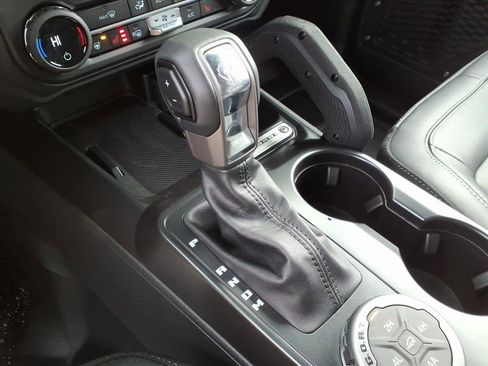 New 2025 Ford Bronco Badlands w/ Sasquatch Package image 17