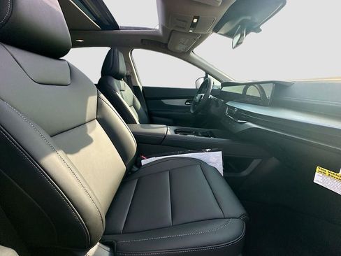 New 2025 Nissan Murano SL image 30