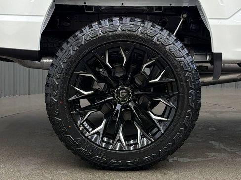 Used 2026 Ford F150 Lariat AWD/4WD image 11