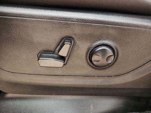 Used 2025 RAM 1500 Lone Star AWD/4WD image 13