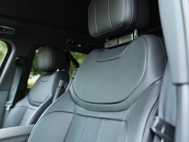 New 2026 Land Rover Range Rover Sport Dynamic SE AWD/4WD image 26