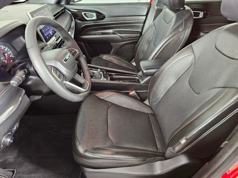 Used 2023 Jeep Compass Limited image 19