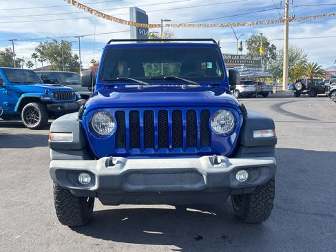 Used 2018 Jeep Wrangler Unlimited Sport image 2