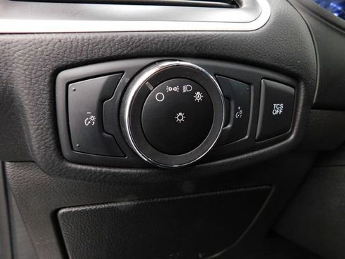 Used 2023 Ford Edge SEL image 32