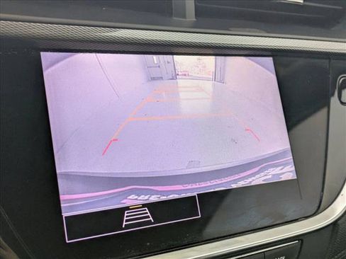 Used 2020 Buick Encore GX Preferred w/ Cold Weather Comfort Package image 16