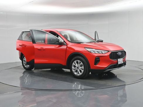 Certified 2024 Ford Escape Active FWD image 34