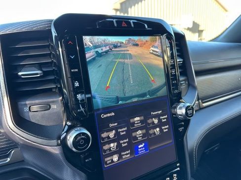 Used 2020 RAM 1500 Limited w/ Off-Road Group image 16