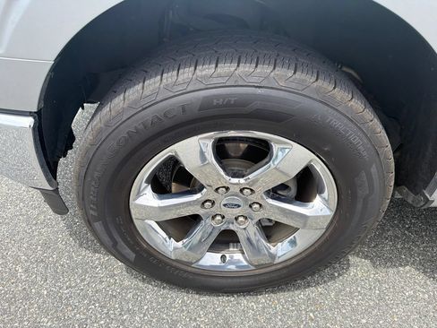 Used 2021 Ford F150 Lariat w/ Equipment Group 502A High AWD/4WD image 11
