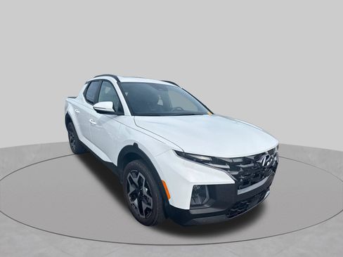 Certified 2022 Hyundai Santa Cruz Limited AWD/4WD image 6
