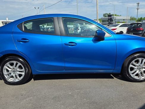 Used 2016 Scion iA image 4