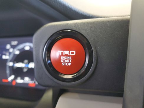 Used 2024 Toyota Tacoma TRD Sport RWD image 30