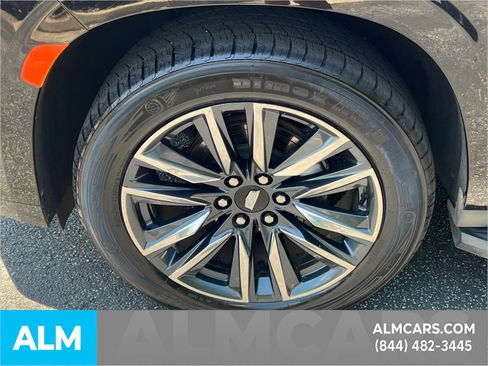 Used 2022 Cadillac Escalade ESV Sport AWD/4WD image 14