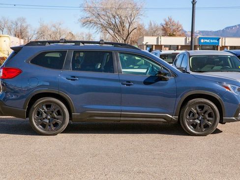 Used 2025 Subaru Ascent Bronze Edition w/ Popular Package #2 image 4