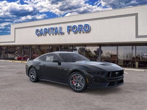New 2026 Ford Mustang GT Premium w/ GT Performance Package RWD image 7