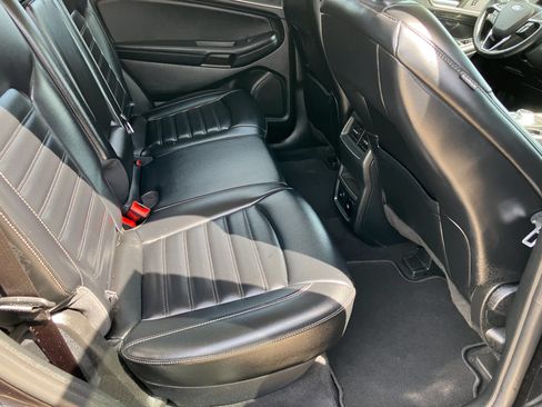 Used 2023 Ford Edge SEL w/ Convenience Package AWD/4WD image 16