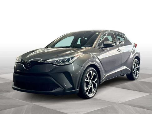 Used 2022 Toyota C-HR XLE FWD image 4