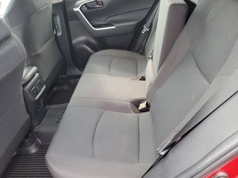 Used 2023 Toyota RAV4 LE AWD/4WD image 13