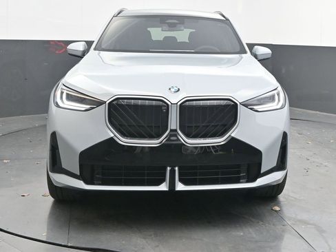 New 2026 BMW X3 xDrive30 w/ Premium Package image 2