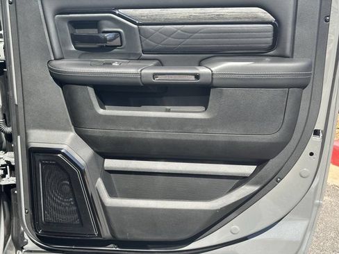 New 2026 RAM 3500 Limited AWD/4WD image 17