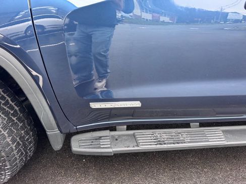 Used 2021 GMC Sierra 1500 Elevation image 3