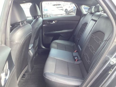 Used 2023 Kia Forte GT-Line w/ GT-Line Premium Package image 14