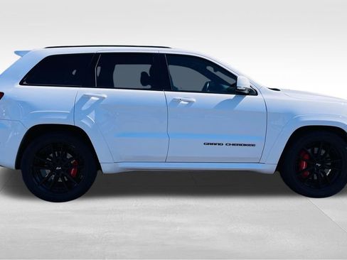 Used 2017 Jeep Grand Cherokee SRT AWD/4WD image 7