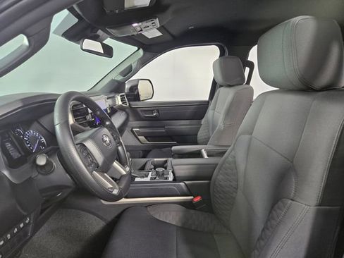 Used 2026 Toyota Tundra SR5 AWD/4WD image 15