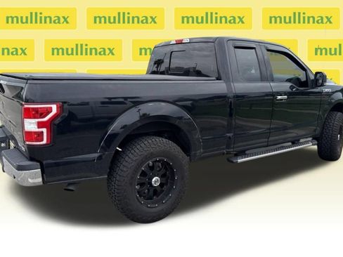 Used 2018 Ford F150 XLT w/ Equipment Group 302A Luxury AWD/4WD image 4
