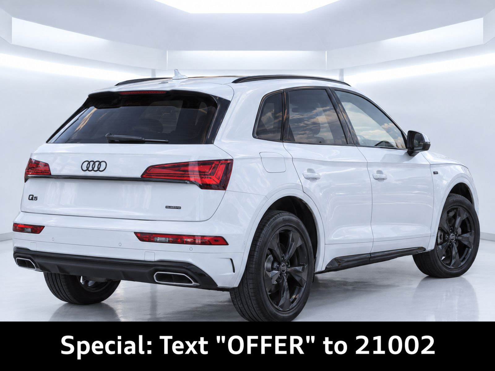 Certified 2023 Audi Q5 2.0T Prestige AWD/4WD image 4