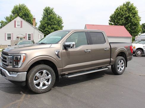 Used 2022 Ford F150 Lariat w/ Equipment Group 502A High AWD/4WD image 3