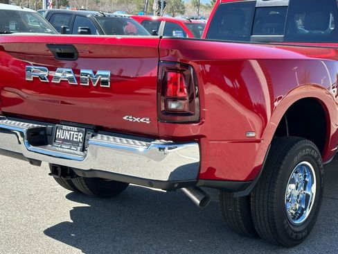 New 2026 RAM 3500 Tradesman AWD/4WD image 14