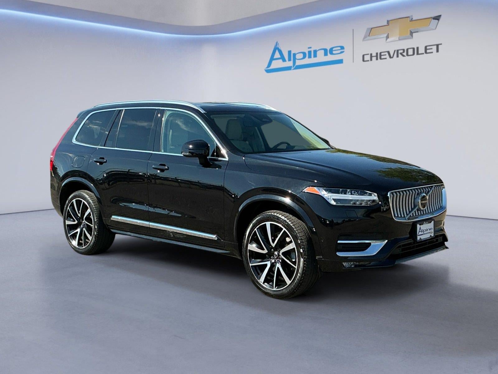 Used 2023 Volvo XC90 B6 Plus w/ Protection Package Premier AWD/4WD image 7