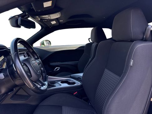 Used 2022 Dodge Challenger GT w/ Blacktop Package RWD image 9