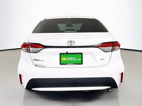 Used 2021 Toyota Corolla LE FWD image 8
