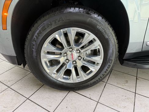 Certified 2025 GMC Yukon Denali AWD/4WD image 13