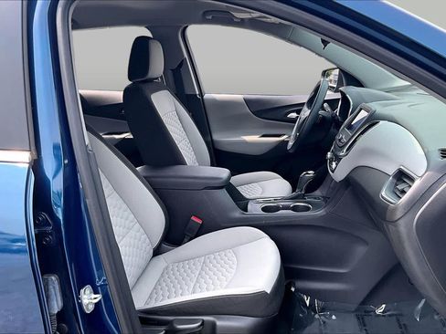 Used 2020 Chevrolet Equinox LT AWD/4WD image 9