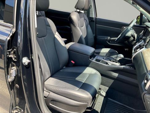 Used 2023 Kia Sorento S w/ Panoramic Sunroof Package AWD/4WD image 30