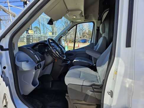 Used 2016 Ford Transit 250 148 High Roof Extended image 10